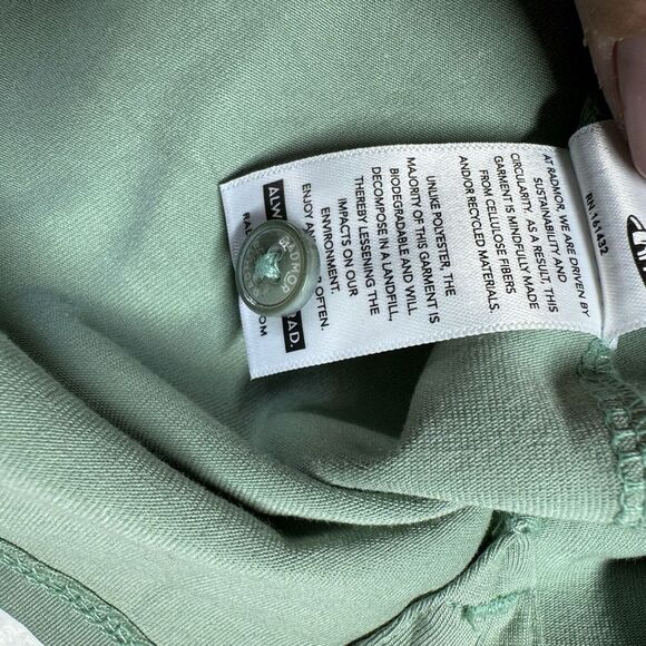 NWT Radmor Golf Polo Men's Large Shirt Sage Taylor BobRad Repeat Print $98‎ - Picture 9 of 13